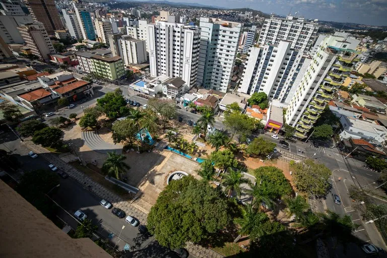 Divinópolis se destaca entre cidades mineiras na abertura de empresas