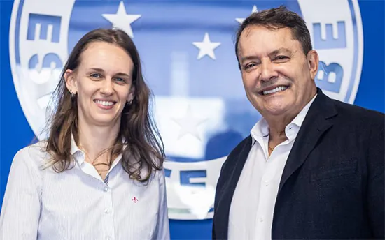 Cruzeiro anuncia nova gerente de futebol feminino