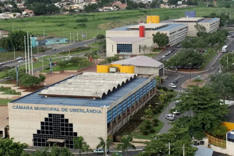 Uberlândia viabiliza corredor da BR 050 