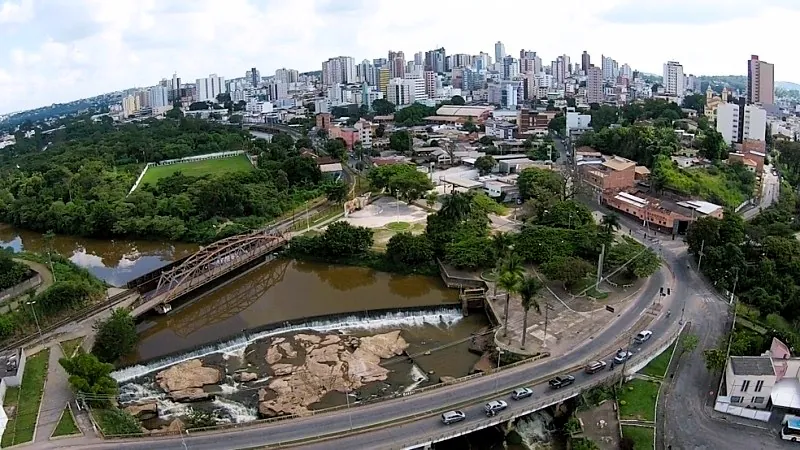 Divinópolis fecha 2025 positivo no número de abertura de vagas de empregos