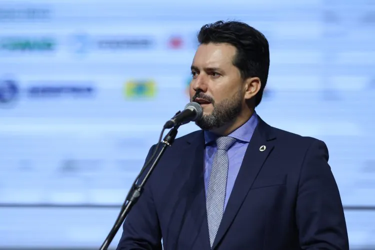 AMM aciona TCE&amp;MG para suspender edital de concessão de rodovias federais pelo Estado 