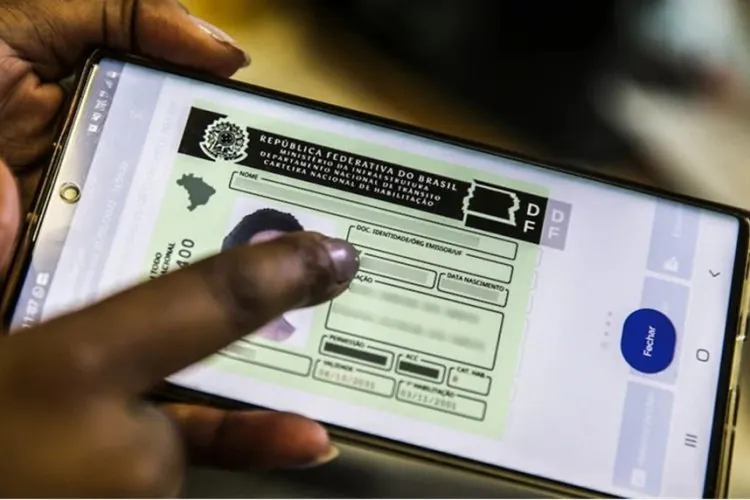 Exames da CNH com teto de R$ 180 em Minas 