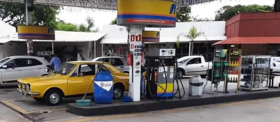 Tensão no Oriente Médio pode pressionar preços dos combustíveis em Divinópolis