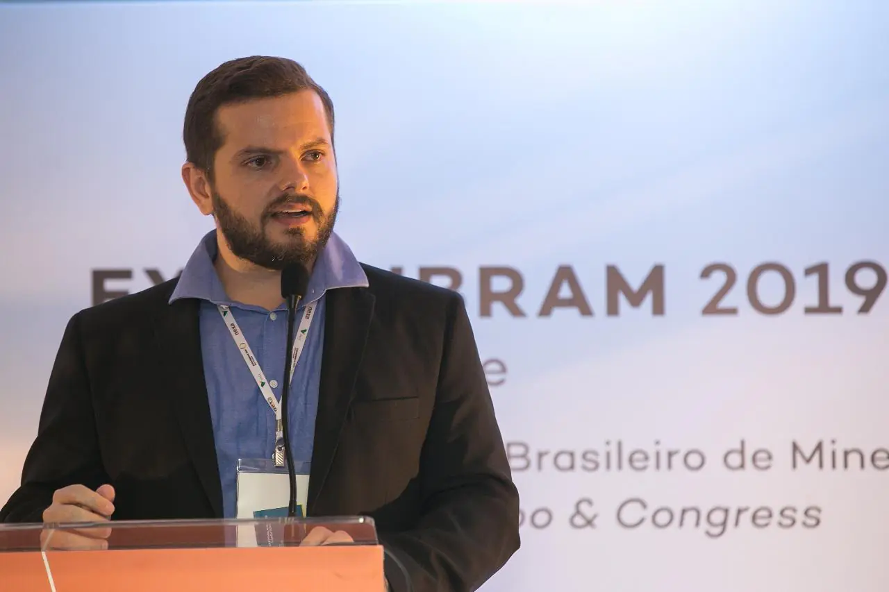 Justiça nega liminar e mantém Hidelbrando Neto fora do cargo de vice-prefeito em Itaúna