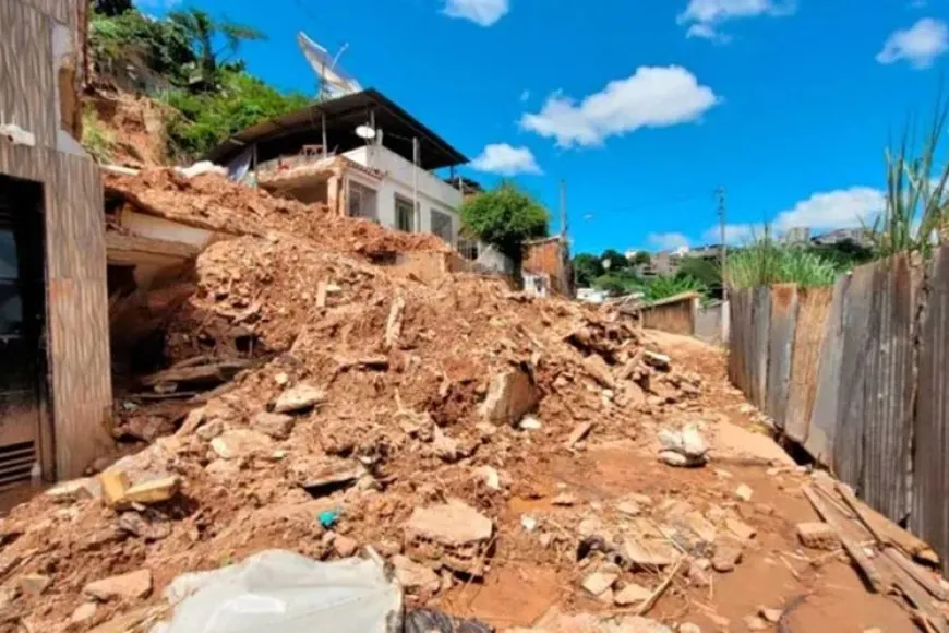 Atingidos pelas chuvas terão restituição 