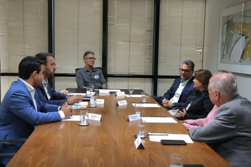 Farmacêutica anuncia investimento de 765 milhões 