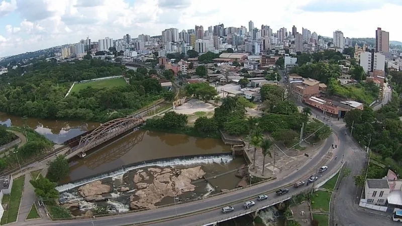 Dia do Trabalhador altera funcionamento dos serviços em Divinópolis; saiba o que funciona