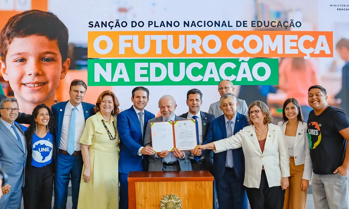Plano Nacional prevê investimento de até 10% do PIB em educação
