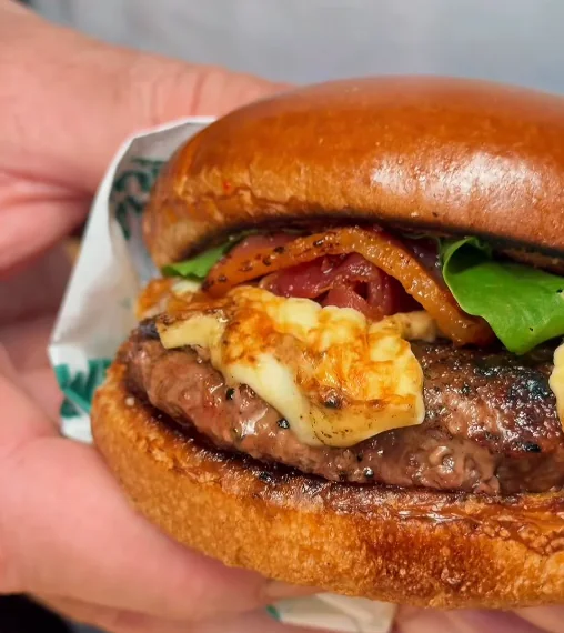 Gastronomia e música movimentam a Praça do Santuário neste fim de semana