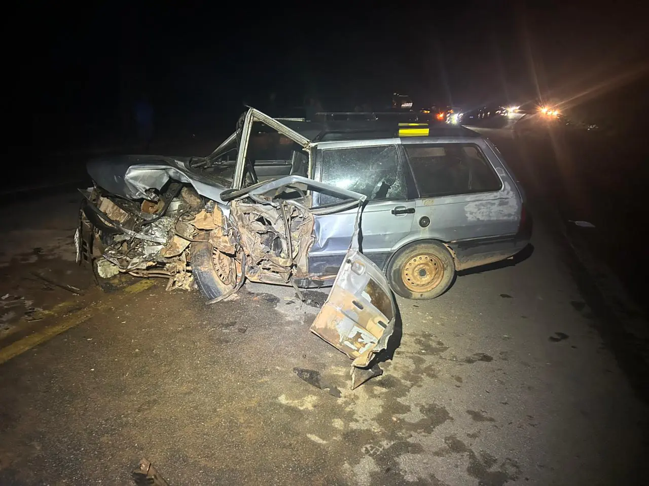 Colisão frontal na MG-260 deixa um ferido grave e seis vítimas leves