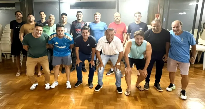 Estrela avança na organização do futebol com reunião estratégica
