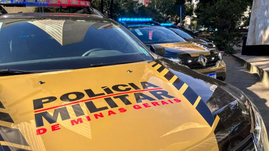 EXCLUSIVO: Mulher foge de apartamento para pedir socorro após ser agredida e ameaçada pelo companheiro em Divinópolis