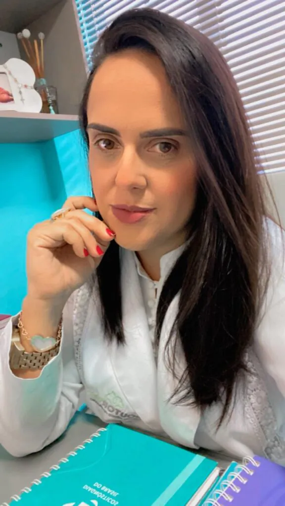 MARIELLA RIBEIRO