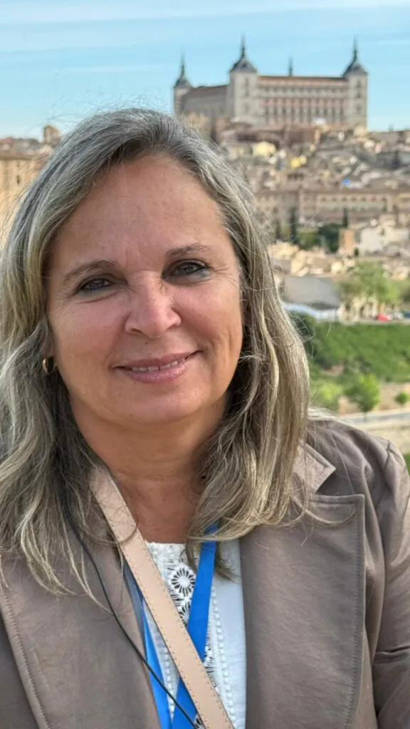 ROSÂNGELA TAVARES MAIA