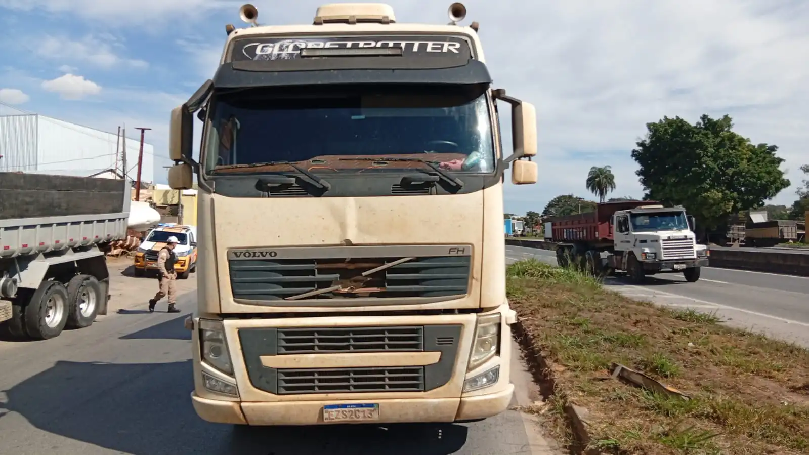 Pedestre fica ferido após atropelamento na MG-050, em Divinópolis