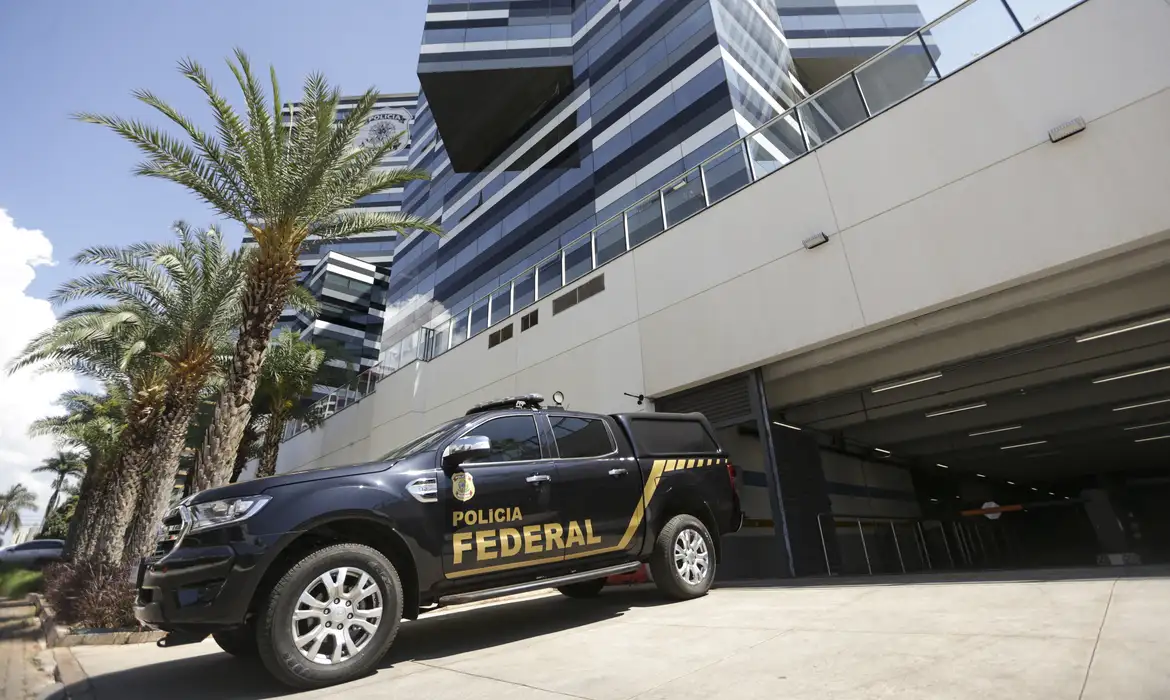 Governo lança programa contra facções e reforça ofensiva ao crime organizado