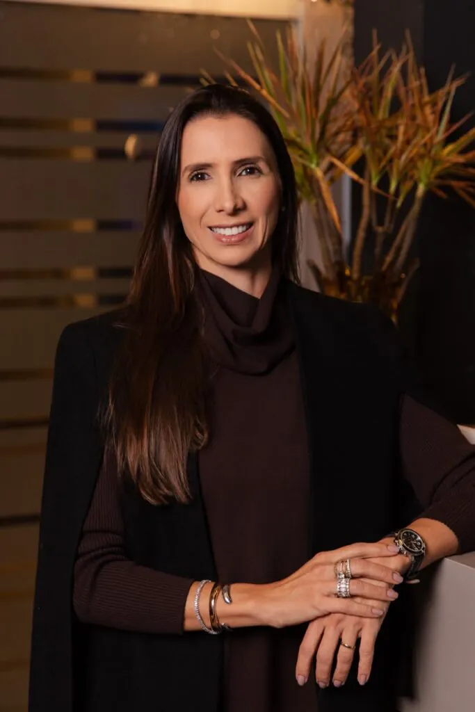 PAULA MURAD