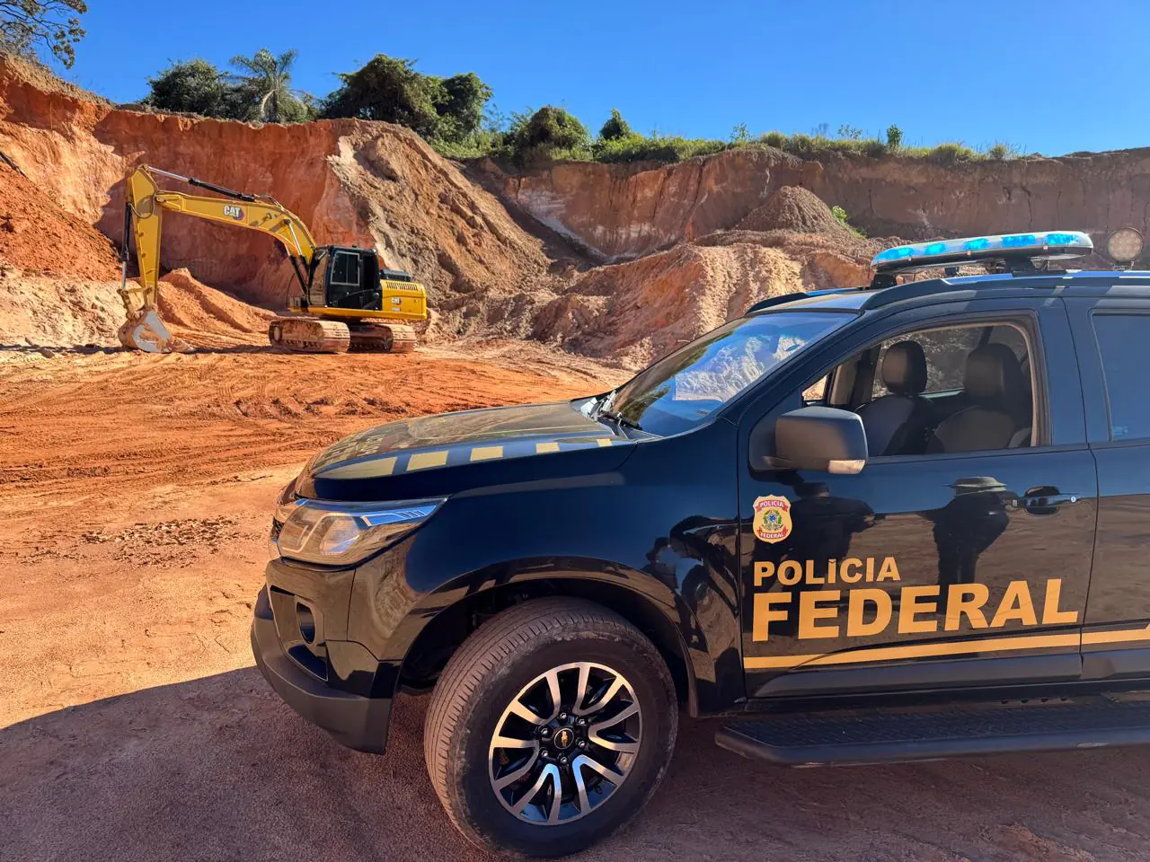 PF combate atividade de extração ilegal de areia