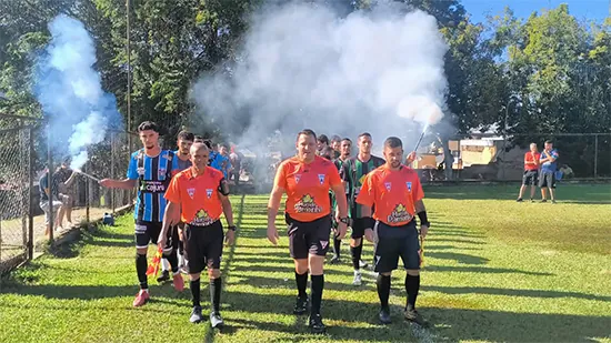 Três jogos do Veteranos 40+ movimentaram o futebol amador no último fim de semana