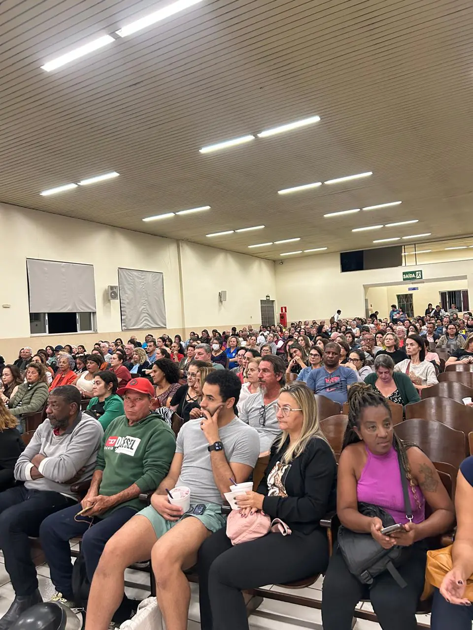 Servidores aprovam greve contra reforma da Previdência em Divinópolis
