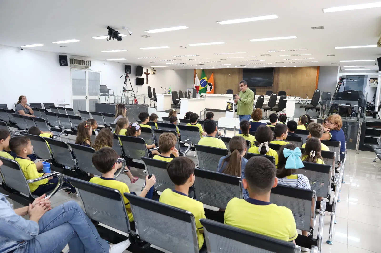 Escola do Legislativo da Câmara de Divinópolis completa 18 anos de serviços à população